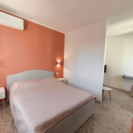 Giustiniano 3* Latina